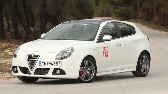 Δίχως αμφιβολία, η Alfa Romeo Giulietta αποτελεί ένα από τα ομορφότερα μοντέλα της μικρομεσαίας κατηγορίας, ενώ φέτος υπεβλήθη σε μία διακριτική ανανέωση.